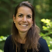 Sabrina Lindauer. bild - kv business school, skilltrainer